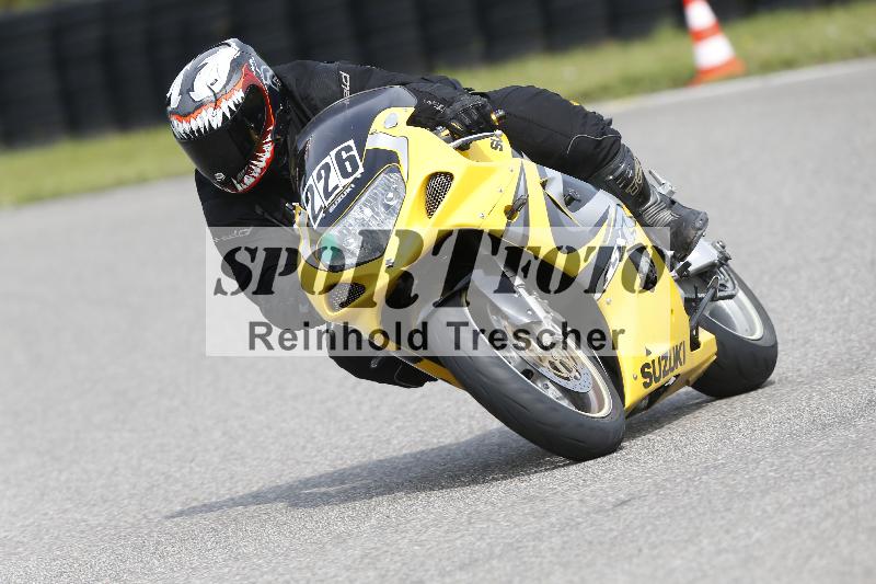 /25 10.06.2025 MaxRacing ADR/Gruppe gruen/226